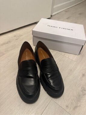 Marc Fisher women’s Black Leather Penny Loafers